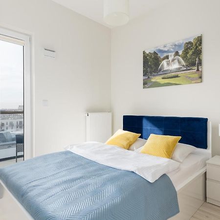 Wola Chic Blue Apartment Warsaw Exterior photo